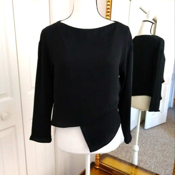 Emporio Armani Made in Italy "Attractive" Black Front Double Layer Top. Size 4 - Picture 5 of 8